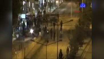 Diyarbakır'da PKK'lılardan emniyete bombalı saldırı