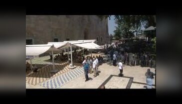 Bursa Ulu Cami'nin minberi ayet sayısınca ahşap parçadan oluşuyor