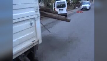 Önce Mobeseye sonra polise yakalandılar