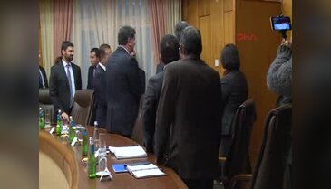 Davutoğlu KKTC'de Kalyoncu ile görüştü