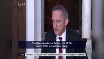Esad: Savaşın ortasında koltuğu bırakmayacağım