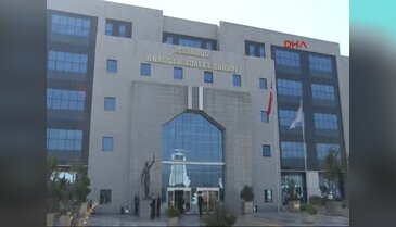 Adalet Sarayı'nın tuvaletinde silah bulundu