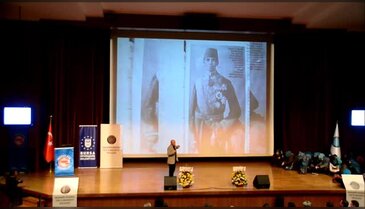 Bursa'da 2.Abdülhamit Han: Dehanın İzleri konferansı yapıldı