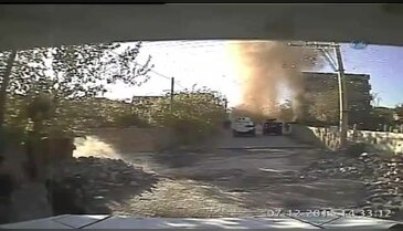 Basın mensuplarını korkutan patlama!