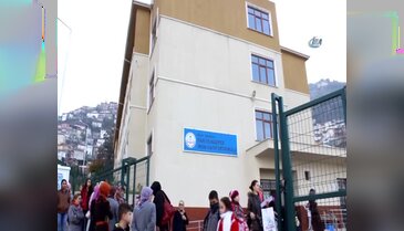 Bursa'da 1.5 milyon liraya yaptırıldı, yarısı boş duruyor