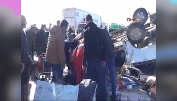Van'da trafik faciası: 11 ölü, 6 yaralı