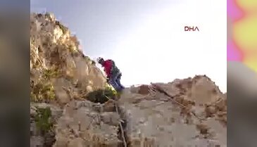 AKUT'tan keçi kurtarma operasyonu