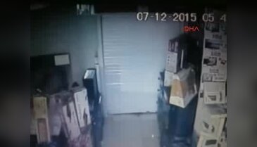2 dakika 15 saniyede 40 bin liralık telefon çaldılar