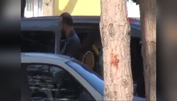 Adana'da hayat kadınlarına zorla senet imzalatıp genelevde çalıştırmış