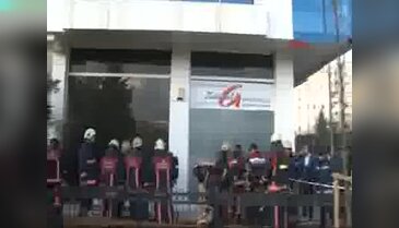 TV kanalı stüdyosunda yangın: 4 yaralı
