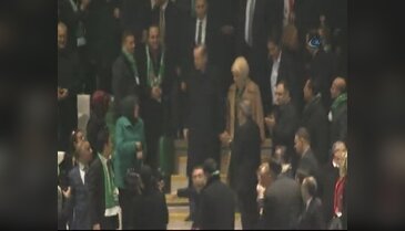 Bursa Büyükşehir Stadyumu'nu Cumhurbaşkanı Erdoğan hizmete açtı