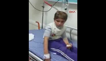 8 yaşındaki çocuğun başına ekmek bıçağı saplandı
