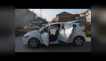 Bursa'da eski vekilin eski eşinin aracı kurşunlandı