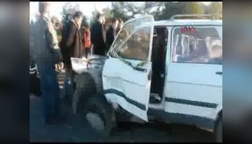 Bursa'da iki otomobil çarpıştı: 2 ölü, 5 yaralı