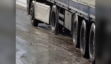 Bursa'da sürücülerin kar ve buzla zorlu sınavı!