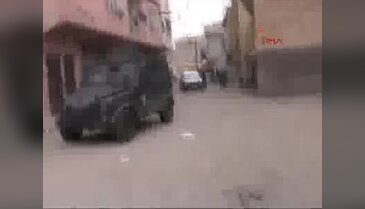Uyuşturucuyu cinsel organına yerleştirirken yakalandı