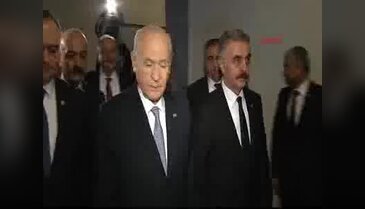 Davutoğlu- Bahçeli görüşmesi başladı