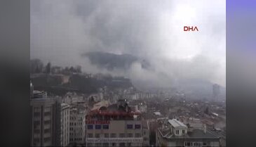 Bursa'da sis, bulutla birleşti