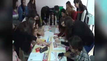 Bursa'da doktor adaylarından çocuk hastalara moral günü