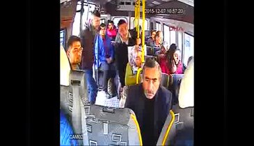 Polisin takip ettiği yankesici cüzdan çalınca yakalandı