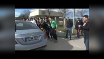 Batalla, Özlüce'de taraftarla buluştu