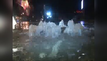 Marmara'da sağanak yağış etkili oluyor