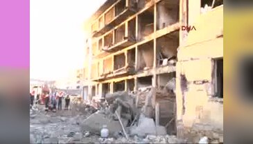 Diyarbakır'da eş zamanlı terör saldırısı