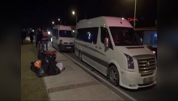 Göçmenler sahte yeleklerle yakalandı