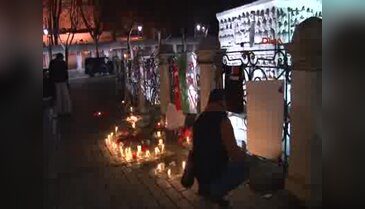 Saldırının yaşandığı nokta gece boyunca ziyaretçi akınına uğradı