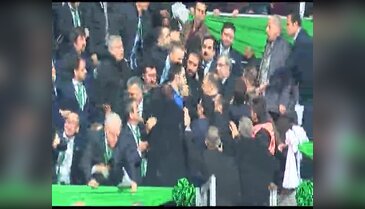 Bursaspor kongresinde kavga!