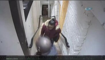 Çantayı saniyeler içinde çaldılar