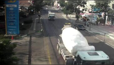 Bursa'da ezilmekten son anda kurtuldu!