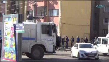 Diyarbakır savaş alanına döndü