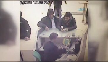Silahlı PTT soygunu kamerada