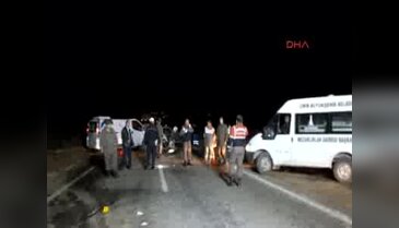 Otomobille hafif ticari araç çarpıştı: 1 ölü