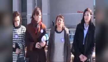 "Hiçbir Kadının F&acirc;hişe Kıyafetiyle Gezmeye Hakkı Yoktur" hakkında suç duyurusu!