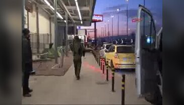 Bomba korkusu yaratan poşetten ayakkabı çıktı