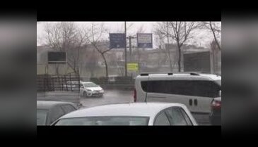 Şiddetli lodos yerini yağmura bıraktı
