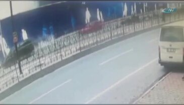 Yağmurdan kaçarken doluya tutuldular!