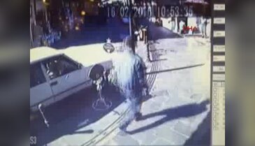 Elektrik trafosu bomba gibi patladı