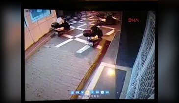 Suriyeli gazetecileri öldüren IŞİD'liler kamerada