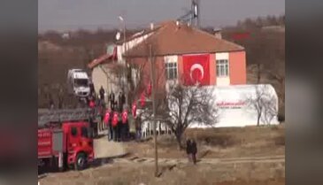 Şehit astsubayın Ailesinin ait evin yolu bile yok
