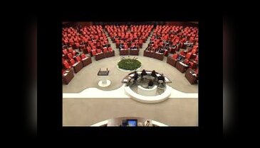 CHP Milletvekili Sertel, telefonunu vererek vatandaşların aramasını istedi