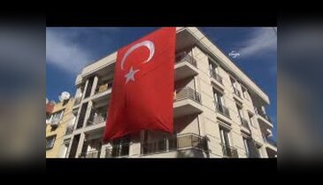 İzmir'e üç şehidin ateşi düştü