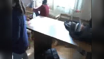 İki minibüste 40 Suriyeli kaçak yakalandı, 2 sürücü tutuklandı