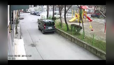 Bursa'da gasp zanlısı montundaki amblemden yakalandı