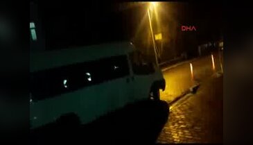 Babalarının cesedini yakarken yakalandılar