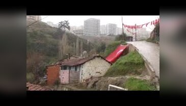 Şehit Kaçar'ın babasının gecekondusu yürek burktu