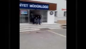 Otobüs yolcusunda bonzai ele geçirildi