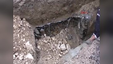Yolun altından umumi tuvalet çıktı
